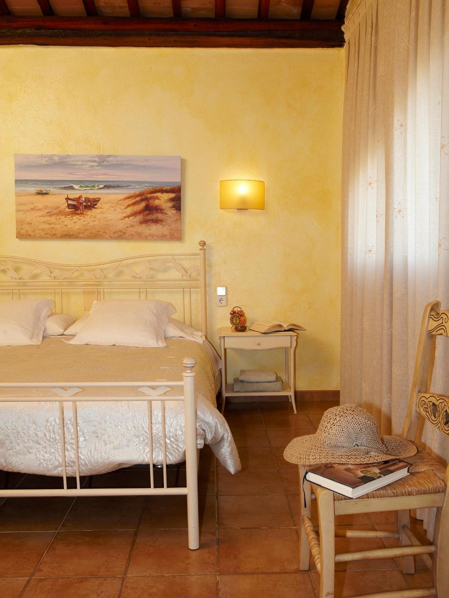 El Moli De Siurana Guest House Room photo